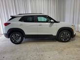 Thumbnail of 2026 Summit White Chevrolet Trailblazer