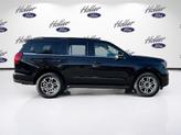 Thumbnail of 2025 Agate Black Metallic Ford Expedition