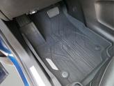 Thumbnail of 2021 Pacific Blue Metallic Chevrolet Equinox