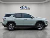 Thumbnail of 2026 Cacti Green Chevrolet Equinox