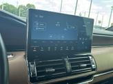 Thumbnail of 2023 White Lincoln Navigator
