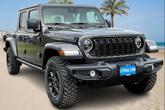 Thumbnail of 2025 Granite Crystal Metallic Clearcoat Jeep Gladiator