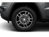 Thumbnail of 2018 Diamond Black Crystal Pearlcoat Jeep Grand Cherokee