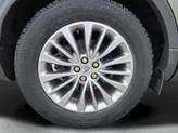 Thumbnail of 2016 Luxe Metallic Lincoln MKX