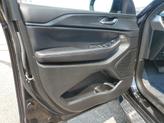 Thumbnail of 2024 Diamond Black Crystal Pearlcoat Jeep Grand Cherokee L