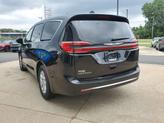 Thumbnail of 2026 Diamond Black Crystal Pearlcoat Chrysler Pacifica