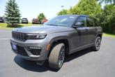 Thumbnail of 2025 Baltic Gray Metallic Clearcoat Jeep Grand Cherokee
