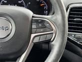 Thumbnail of 2020 Diamond Black Crystal Pearlcoat Jeep Grand Cherokee