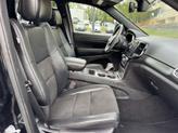 Thumbnail of 2020 Diamond Black Crystal Pearlcoat Jeep Grand Cherokee
