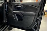 Thumbnail of 2021 Diamond Black Crystal Pearlcoat Jeep Cherokee