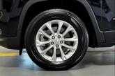 Thumbnail of 2021 Diamond Black Crystal Pearlcoat Jeep Cherokee