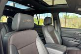 Thumbnail of 2023 Iridescent Pearl Tricoat Chevrolet Traverse