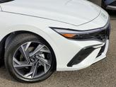 Thumbnail of 2025 White Hyundai ELANTRA