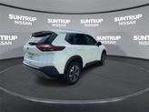 Thumbnail of 2023 White Nissan Rogue