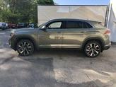 Thumbnail of 2025 Avocado Green Pearl Volkswagen Atlas Cross Sport