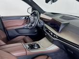 Thumbnail of 2023 Mineral White Metallic BMW X7