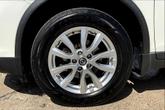 Thumbnail of 2020 White Nissan Rogue