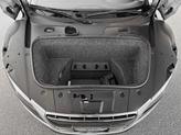 Thumbnail of 2010 Ice Silver Metallic With Apollo Silver Sideblades Audi R8