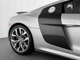 Thumbnail of 2010 Ice Silver Metallic With Apollo Silver Sideblades Audi R8
