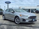 Photo of 2020 Iconic Silver Metallic Ford Fusion