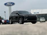 Photo of 2020 Diamond Black Crystal Pearlcoat Jeep Cherokee