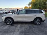 Thumbnail of 2023 Pearl Metallic Lincoln Corsair