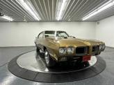 Thumbnail of 1970 Gold Pontiac GTO