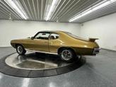 Thumbnail of 1970 Gold Pontiac GTO