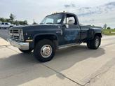 Thumbnail of 1986 Blue Chevrolet Pickup Truck