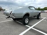 Thumbnail of 1969 Silver Oldsmobile 442