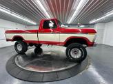 Thumbnail of 1976 Red Ford F-250