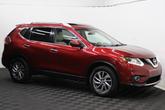 Photo of 2015 Cayenne Red Nissan Rogue