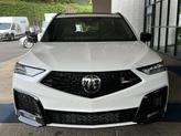 Thumbnail of 2026 Platinum White Pearl Acura MDX