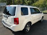 Thumbnail of 2013 White Diamond Pearl Honda Pilot