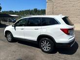 Thumbnail of 2021 Platinum White Pearl Honda Pilot