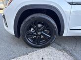 Thumbnail of 2025 Opal White Pearl Volkswagen Atlas Cross Sport
