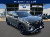 Photo of 2025 Avocado Green Pearl Volkswagen Atlas