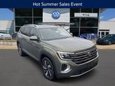 Photo of 2025 Avocado Green Pearl Volkswagen Atlas