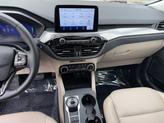 Thumbnail of 2022 Star White Metallic Tri-Coat Ford Escape