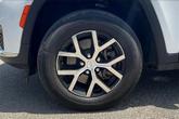 Thumbnail of 2023 Bright White Clearcoat Jeep Grand Cherokee L