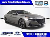 Photo of 2022 Shimmering Silver Pearl Hyundai ELANTRA