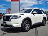 Thumbnail of 2024 White Nissan Pathfinder