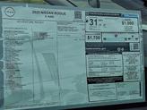 Thumbnail of 2025 Glacier White Nissan Rogue