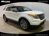 Photo of 2015 White Ford Explorer