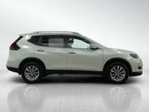 Thumbnail of 2018 Pearl White Nissan Rogue