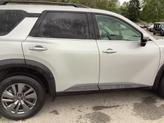 Thumbnail of 2025 Brilliant Silver Metallic Nissan Pathfinder
