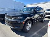Photo of 2025 Diamond Black Crystal Pearlcoat Jeep Grand Cherokee