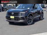 Photo of 2025 Super Black Nissan Kicks