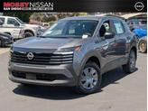 Photo of 2025 Gun Metallic Nissan Kicks