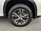 Thumbnail of 2019 White Toyota Highlander